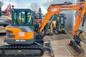 Doosan DX 55