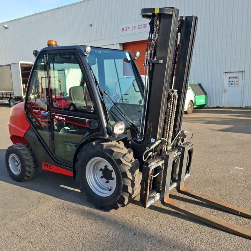 Masted forklift truck Manitou MC30-4