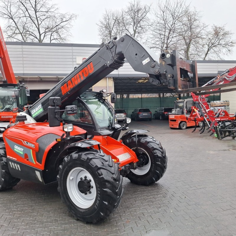 Телескопический погрузчик Manitou MLT 940 140 V+ PREMIUM