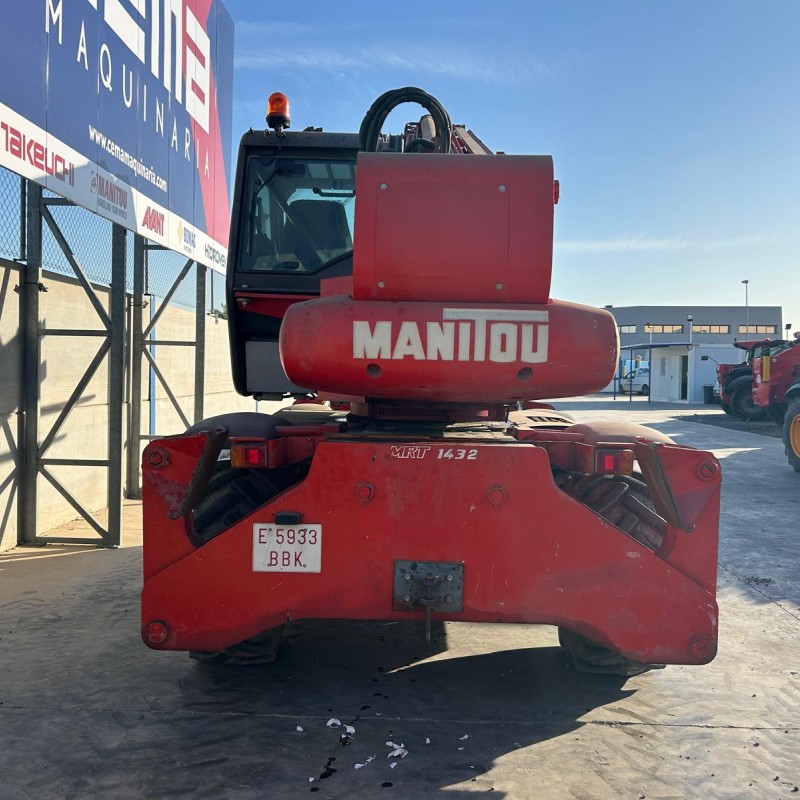 Drehbarer Teleskoplader Manitou MRT 1432