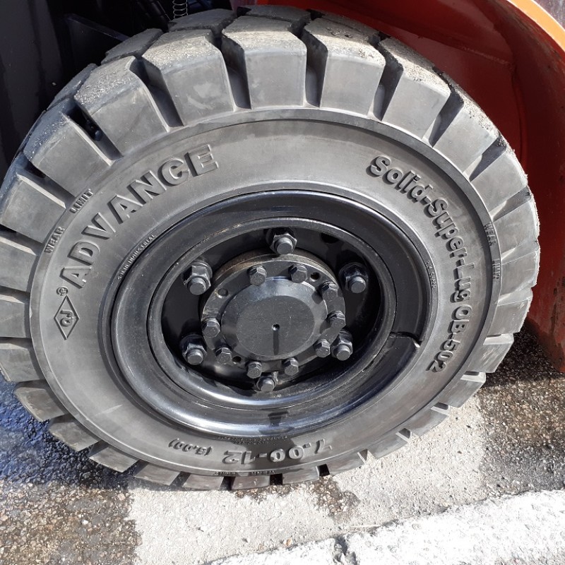 Empilhador de mastro Manitou MI25D