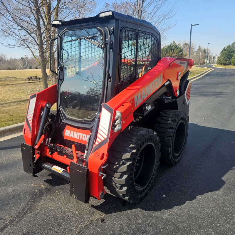 Kompaktlader Manitou 2300V