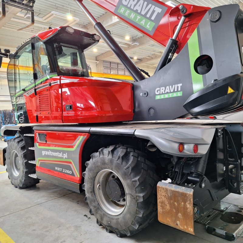 Rotating telehandler Manitou MRT 2260