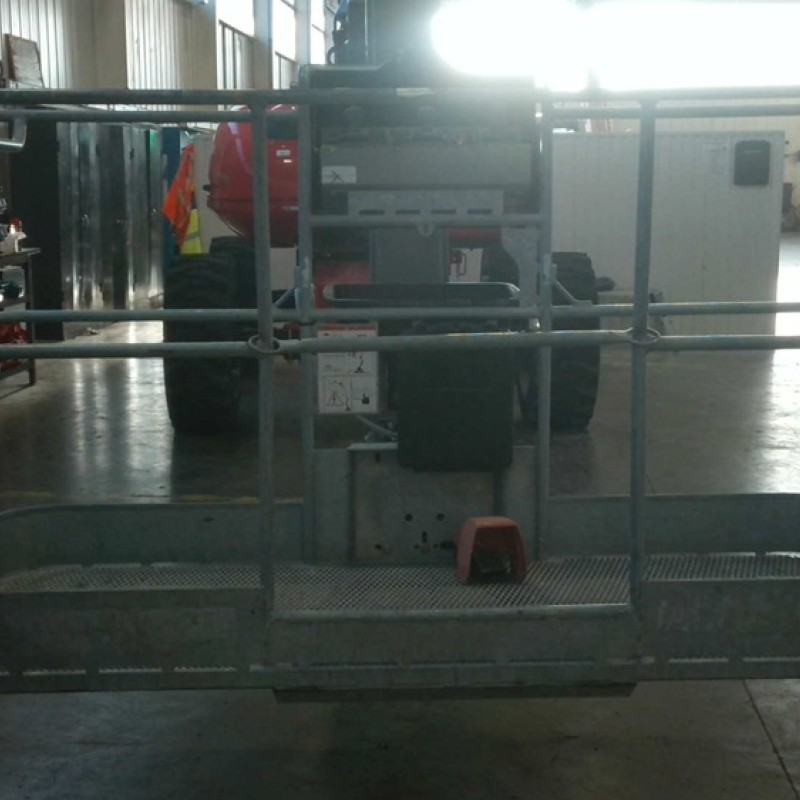 Aerial work platform Manitou 200ATJ