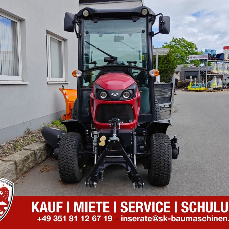 Warehouse equipment Yanmar Traktor SA424V-Q