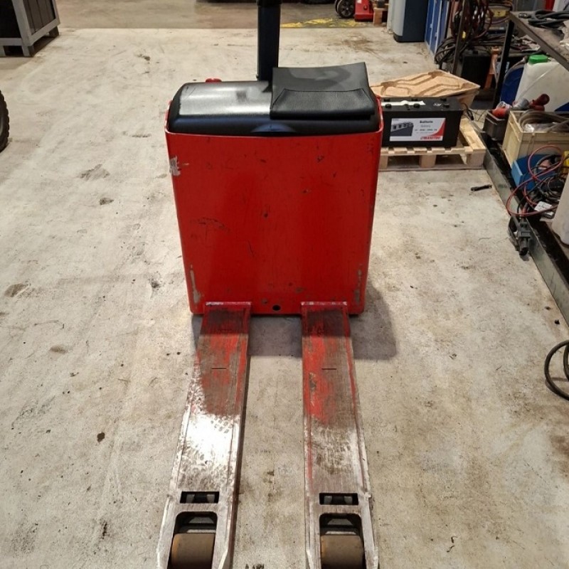 Warehouse equipment Manitou E18AC