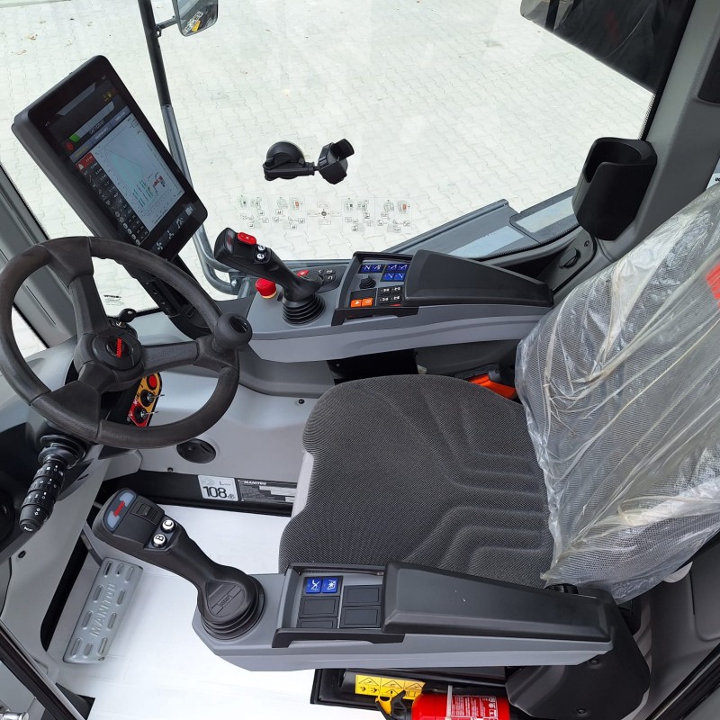 Rotating telehandler Manitou MRT 2260 VISION +