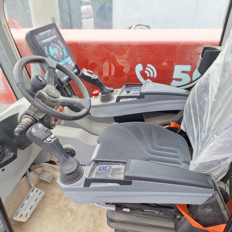 Rotating telehandler Manitou MRT 2660