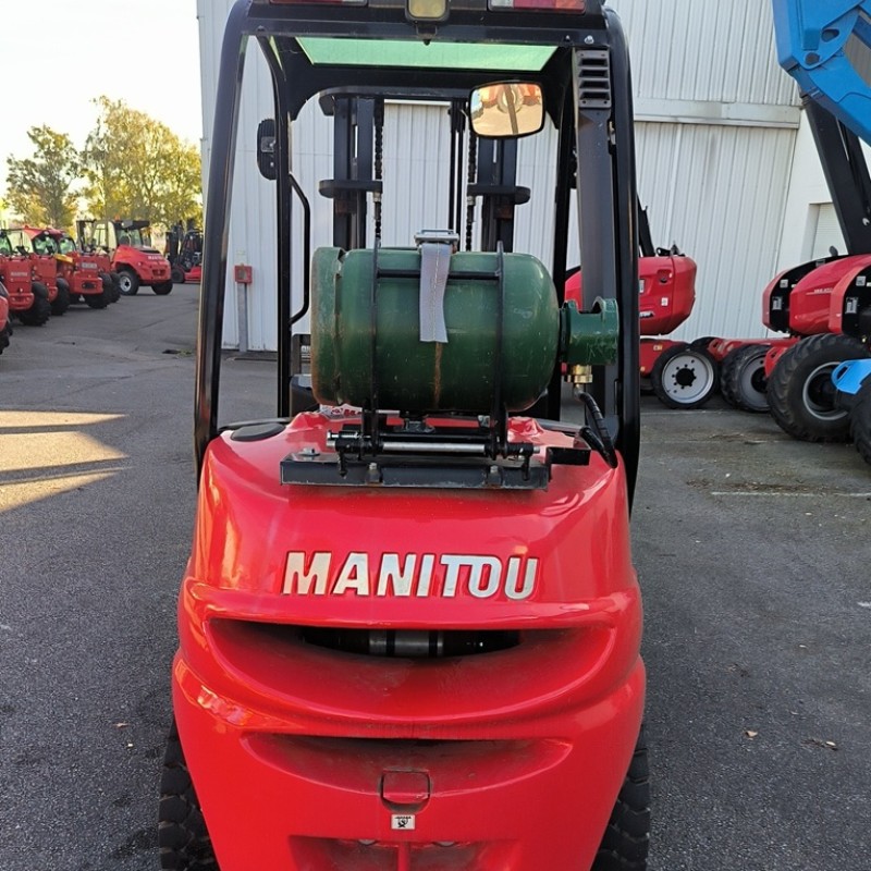 Chariot à mât Manitou MI 25 G ST5