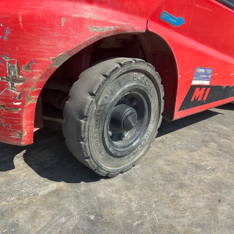 Maststapler Manitou MI 25 D ST5