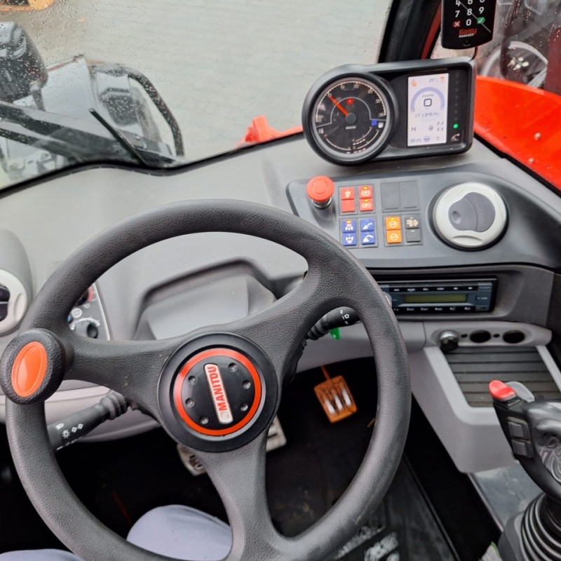 Телескопический погрузчик Manitou MLT 940 140 V+ PREMIUM