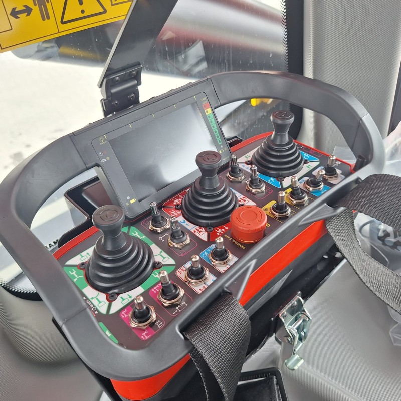 Rotating telehandler Manitou MRT 2660 VISION +