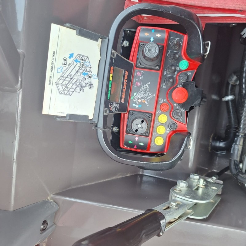 Drehbarer Teleskoplader Manitou MRT 1840 EASY