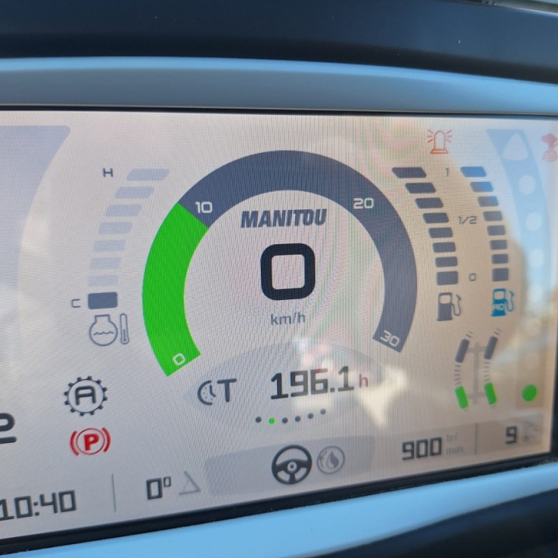 Телескопический погрузчик Manitou MLT 841 145 PS ELITE