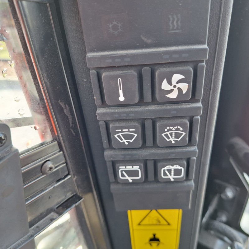 Track loader Manitou 1650 RT