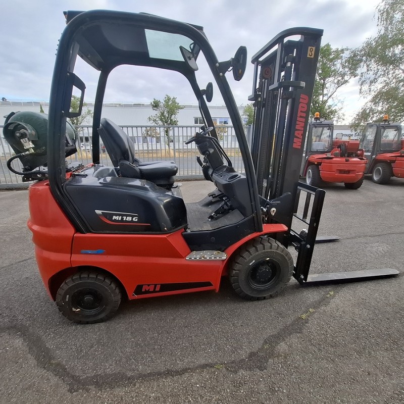 Carretilla de mástil Manitou MI18G