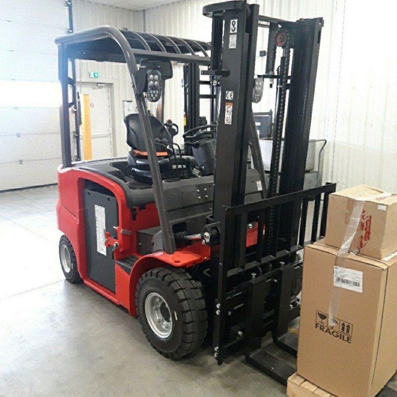 Мачтовый погрузчик Manitou ME425 C