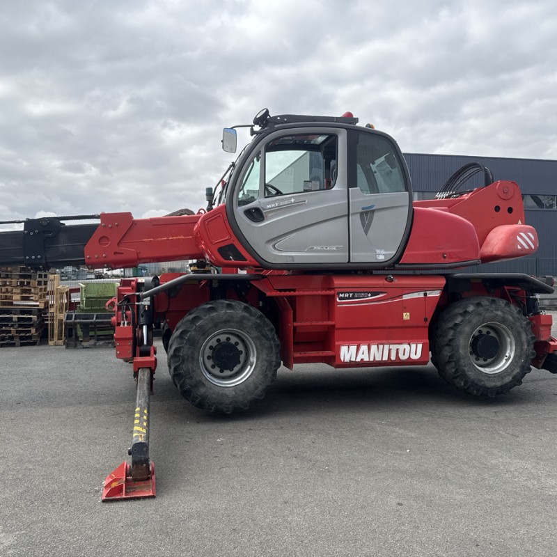 Drehbarer Teleskoplader Manitou MRT2150+