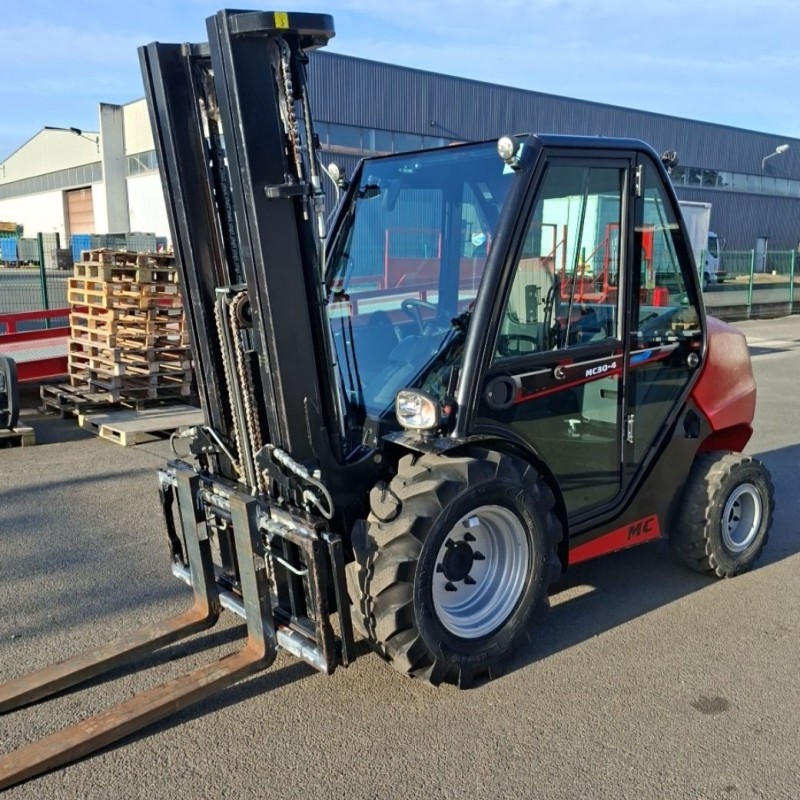 Masted forklift truck Manitou MC30-4