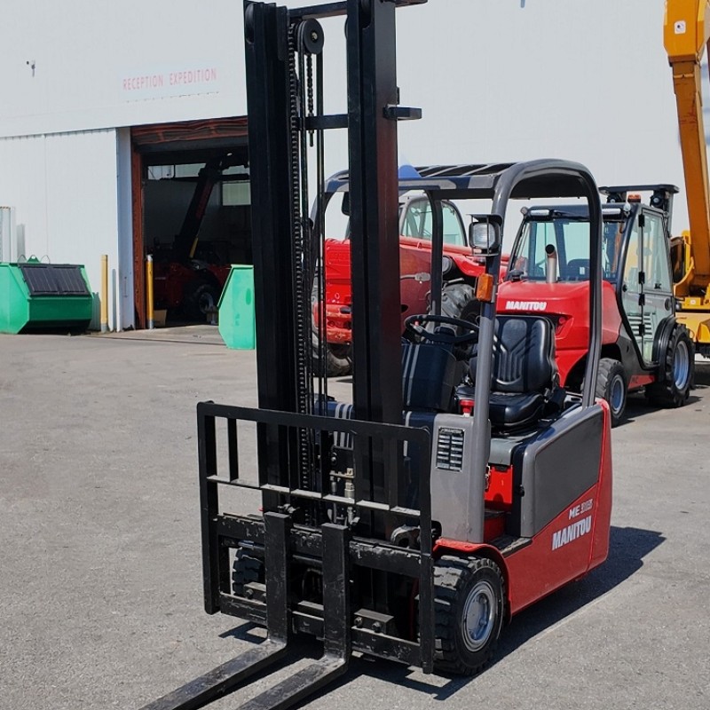 Masted forklift truck Manitou ME315
