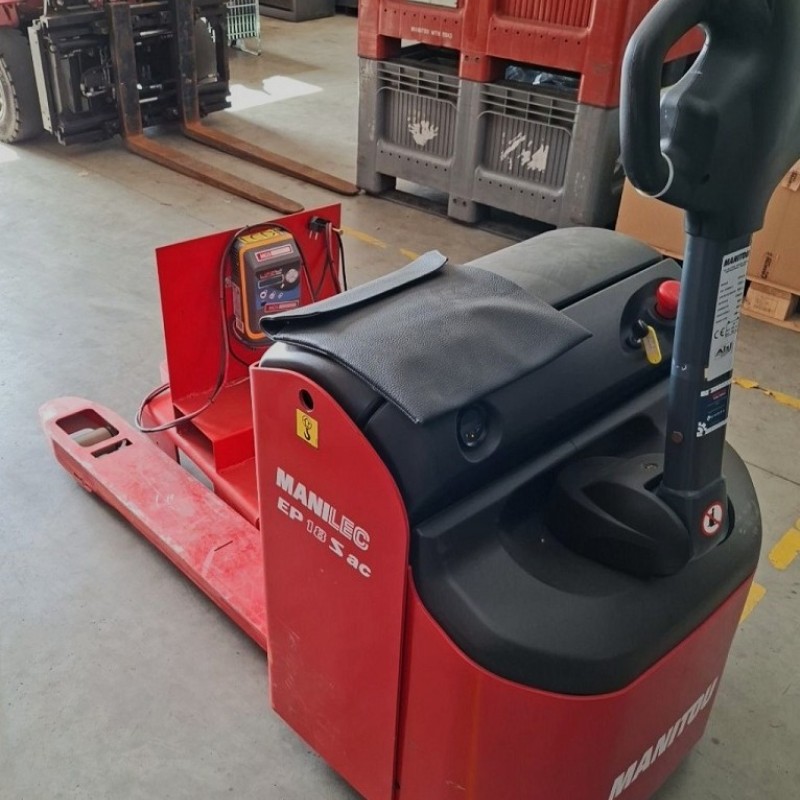 Warehouse equipment Manitou EP18AC