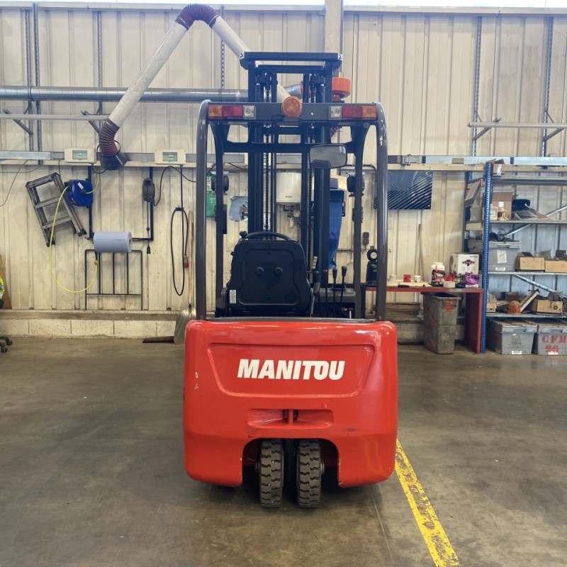 Empilhador de mastro Manitou ME315