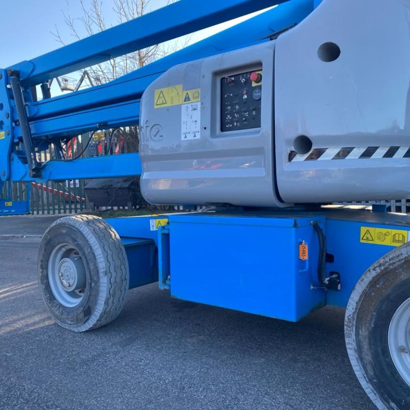 Plataforma elevatória Genie Z45-25 BI EN