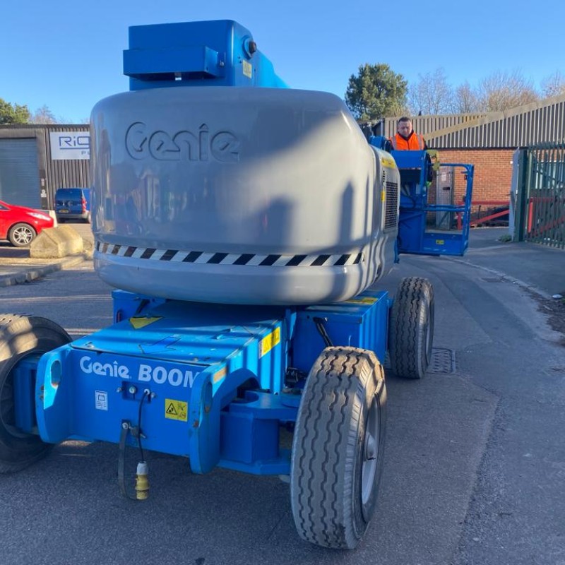 Plataforma elevatória Genie Z45-25 BI EN