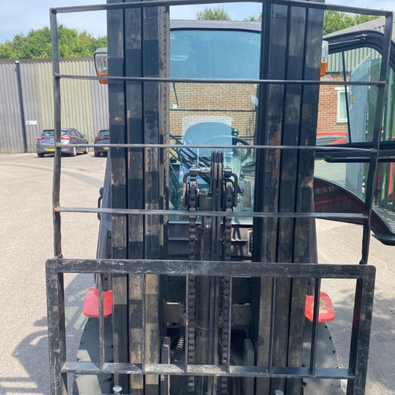 Masted forklift truck Manitou MI25D