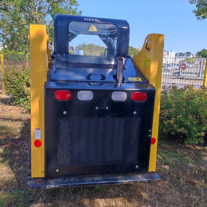 Cargadora de orugas Gehl RT105