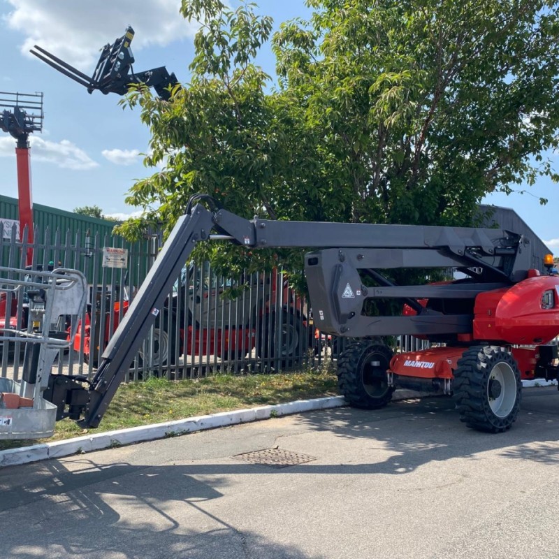 Aerial work platform Manitou 200ATJ