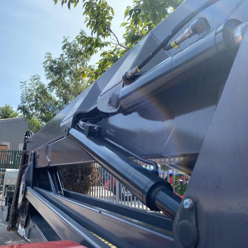 Aerial work platform Manitou 200ATJ