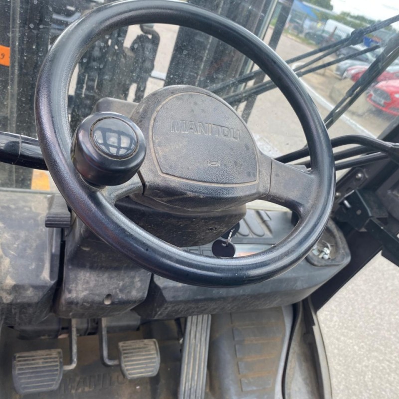 Masted forklift truck Manitou MI25G