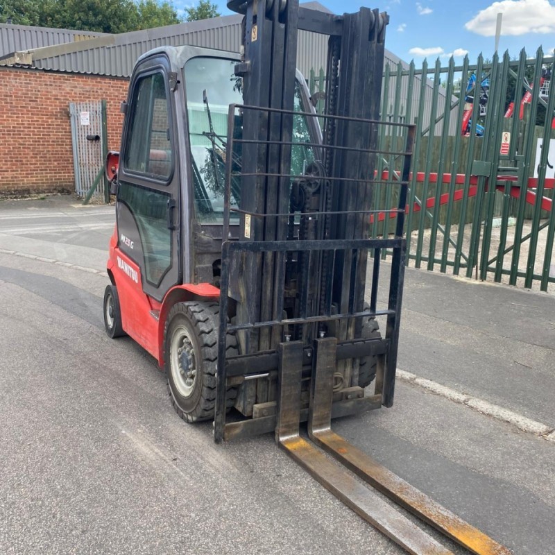 Masted forklift truck Manitou MI25G