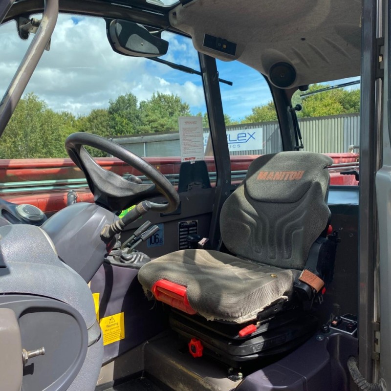 Телескопический погрузчик Manitou MT1840