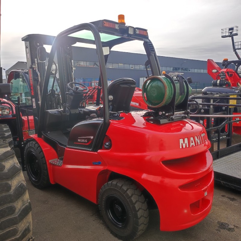 Empilhador de mastro Manitou MI35G