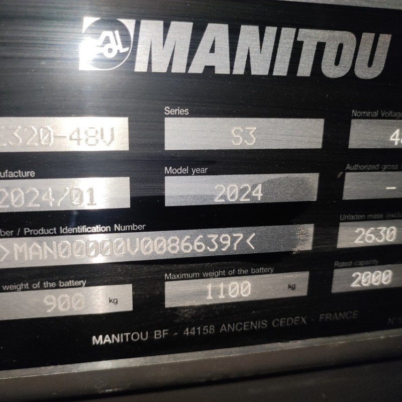 Masted forklift truck Manitou ME320