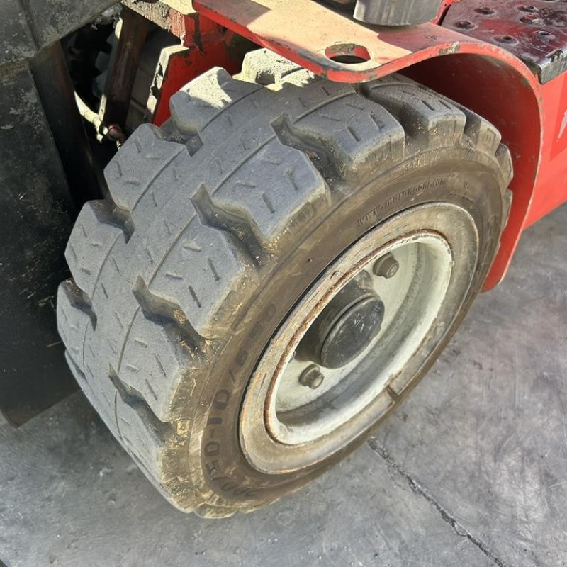 Maststapler Manitou ME 320