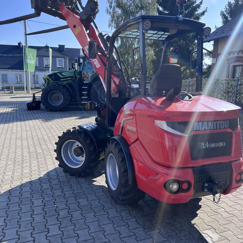 Шарнирно-сочлененный погрузчик Manitou MLA 4-50 H
