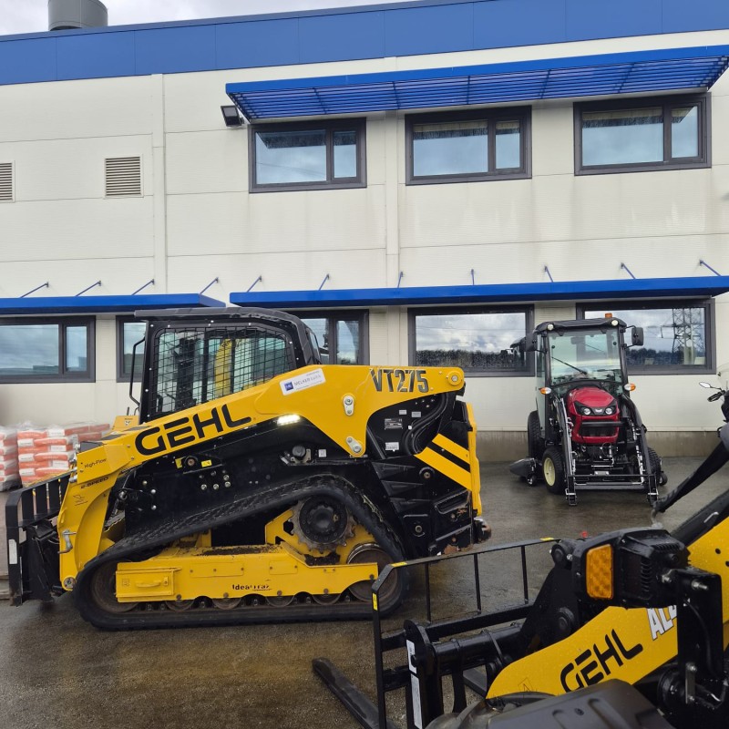Track loader Gehl VT275