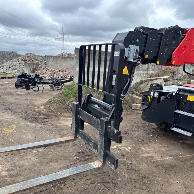 Telehandler Manitou MRT 2145 115