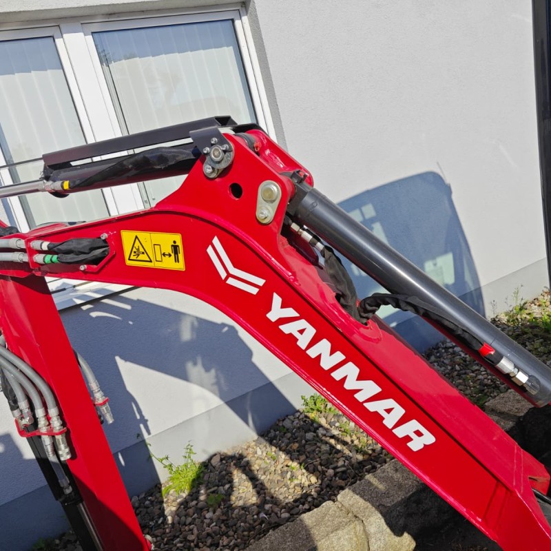 Excavator Yanmar SV17