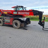 Rotating telehandler Manitou MRT 2660