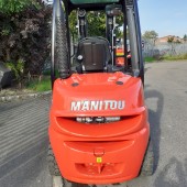 Empilhador de mastro Manitou MI25D