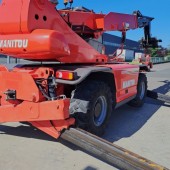 Drehbarer Teleskoplader Manitou MRT2150+