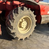 Drehbarer Teleskoplader Manitou MRT 1432