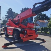 Drehbarer Teleskoplader Manitou MRT2150+