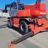 Drehbarer Teleskoplader Manitou MRT2150+