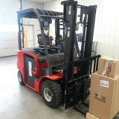 Мачтовый погрузчик Manitou ME425 C