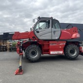 Drehbarer Teleskoplader Manitou MRT2150+